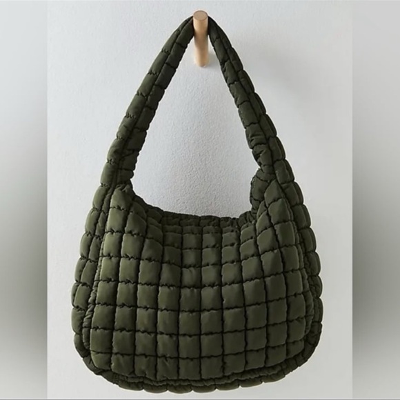 NWT Free People FP Movement quilted carryall - Picture 4 of 6